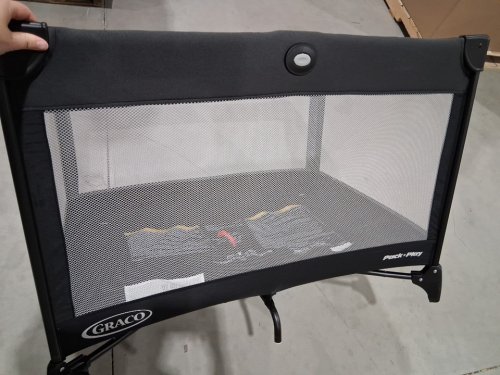 Graco Pack n' Play on the go zip playard - reeves - black/grey (model: 2217526) image 4