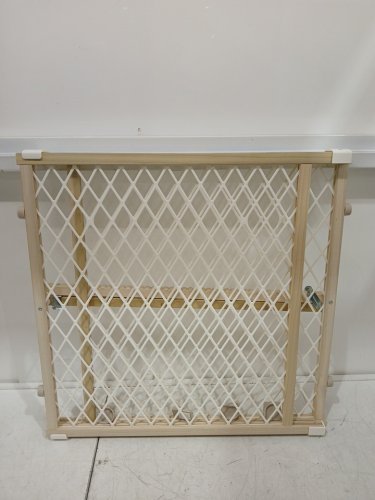 toddleroo by North States Diamond Mesh safety Gate - 26.5" - 42" x 23" - wood (model: 4600) image 3