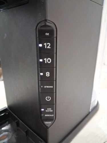 KEURIG K-EXPRESS SINGLE SERVE COFFEE MAKER - BLACK (MODEL: K-EXPRESS K26) image 4