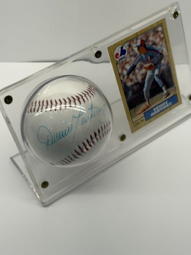 SIGNED DENNY MARTINEZ O-PEE-CHEE 1987 CARD #252 AND SIGNED BASEBALL image 5