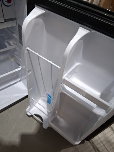 Frigidaire platinum series compact/mini refrigerator - 2.5cu.ft - stainless steel/black (model: efr285-e-6com) image 8