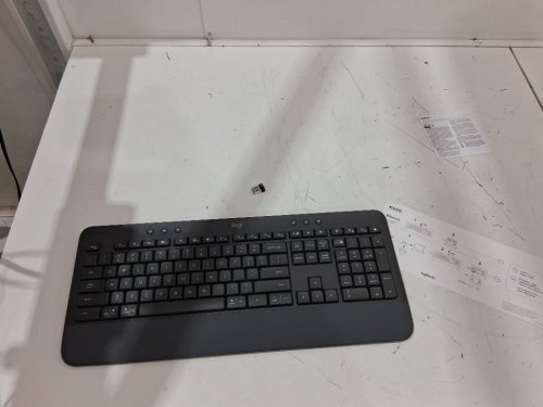 LOGITECH SIGNATURE K650 BLUETOOTH/WIRELESS KEYBOARD - GRAPHITE (MODEL: YR0071) image 3