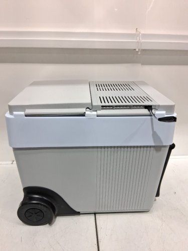 Koolatron 12V Wheeled Electric Cooler/Warmer - 31L 33qt - Grey image 3
