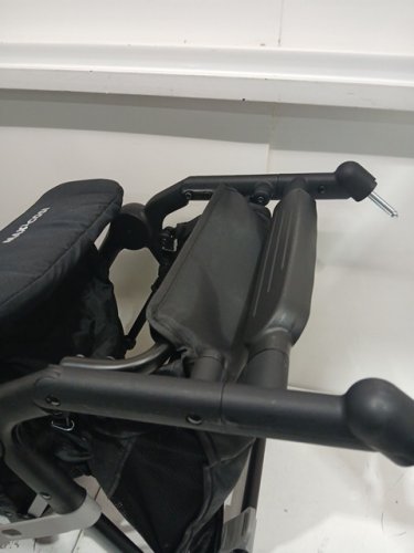MAXI-COSI LARA ULTRA COMPACT foldable STROLLER - ESSENTIAL BLACK (MODEL: 01323CFNA) image 6