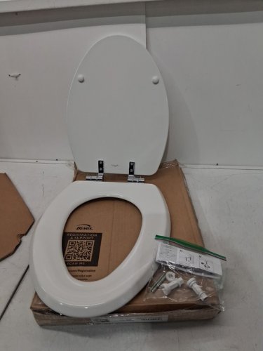 mayfair by bemis bennet enameled wood toilet seat - Rounded - white/CHROME (model: 1826CHSL 000) image 3