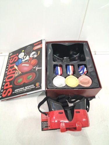 Abacus Brands Illustrated Interactive Virtual Reality ESPN Gift Box VR Book and STEM Learning Activity Set image 3
