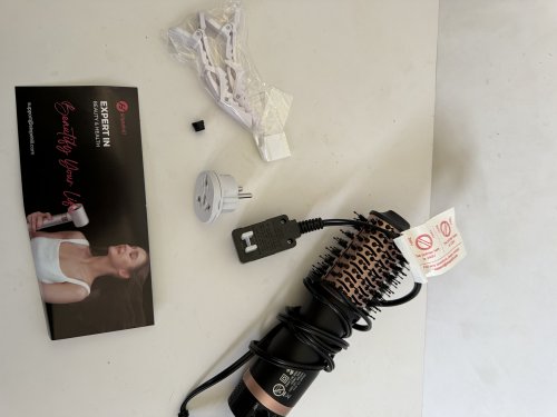 SLOPEHILL MINI HOT-AIR HAIR BRUSH - BLACK AND ROSE GOLD - (MODEL:CS-1012) image 3