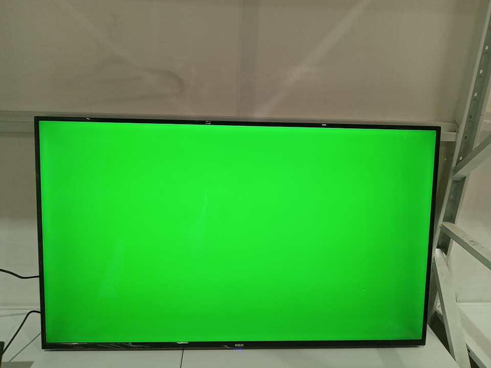 RCA 4K UHD LED TV - 60hz, 8.0ms Response Time, 16:9 - 58" - (Model: RTU5850) image 3