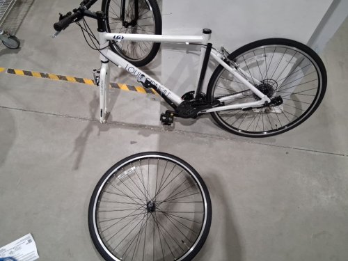 Louis Garneau Setter 8.0 Hybrid Bicycle  - 28" - WHITE (MODEL: 2000498) image 2