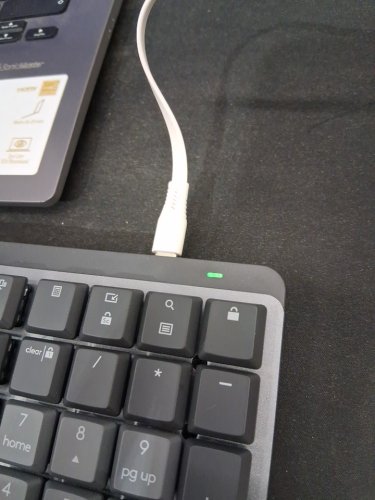Logitech MX Mechanical Wireless bluetooth Illuminated Keyboard - QUIET TACTILE Switches, Backlit Keys, USB-C rechargeable, for macOS, Windows, Linux, iOS, Android - graphite (model: ‎920-010547) image 3