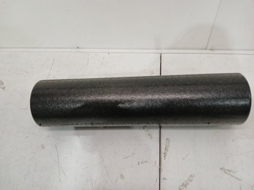 AMAZON BASICS HIGH-DENSITY ROUND FOAM ROLLER FOR YOGA & EXERCISE - 24" - BLACK image 3