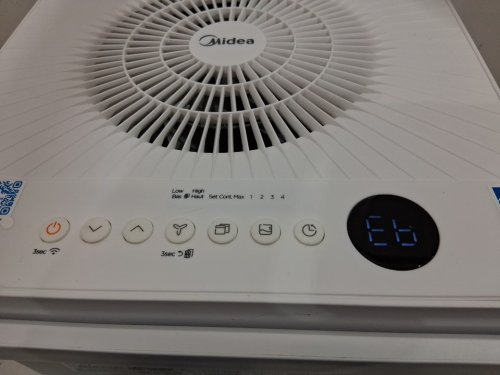 MIDEA CUBE CONVERTIBLE SMART DEHUMDIFIER WITH APP CONTROL - 20 PINTS/DAY - COVERS UP TO 1500SQ.FT. - WHITE (MODEL: MAD20S1QWT) image 5