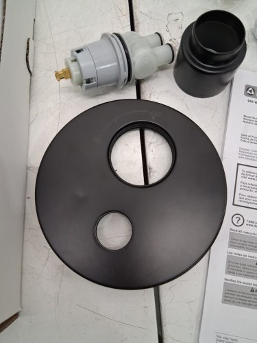 delta Faucet Modern Raincan 2-Setting Round Shower System With rainfall head/ hand shower & Rough Valve - matte black (model: 342701-BL) image 6