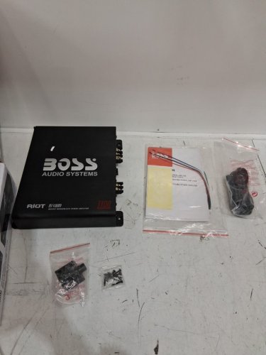 BOSS Audio Systems R1100M Monoblock Car Amplifier - 1100 Watts Max Power, 2/4 Ohm Stable, Class A/B, Mosfet Power Supply, Remote Subwoofer Control, Black image 3