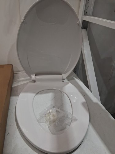 Garvee elongated soft close easy clean plastic toilet seat - 19" - white - (model: pho_11gxk800) image 3