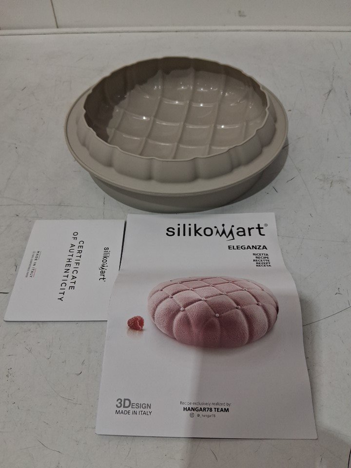 Silikomart Platinum Silicone Mould - 1460ml Grey Baking Mold For Cakes & Desserts - View #11