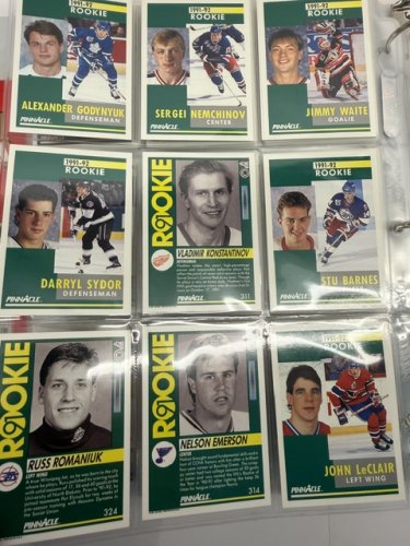 400+ APPROX ASSSTD PINNACLE 1991 HOCKEY NHL CARDS image 10
