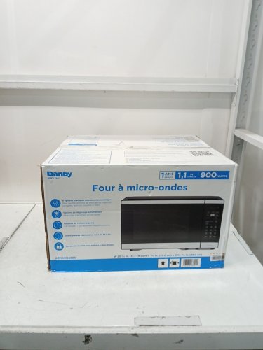 danby Countertop Microwave with child lock - 1.1 cu.ft. - Black Stainless Steel (model: dbmw1126bbs) image 2