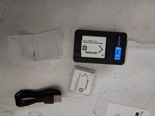 3PK Batmax Replacement Batteries PLUS charger for Select Sony Cameras - 1200mAH - white/green/black image 3