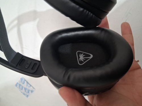 Turtle Beach Stealth 500 Bluetooth/Wireless Gaming Headset with USB Receiver, Foam Cushions, & Flip-to-Mute Mic - For PC, PlayStation, Nintendo Switch, & Mobile - Black (MODEL: TBS-3103-05) image 5