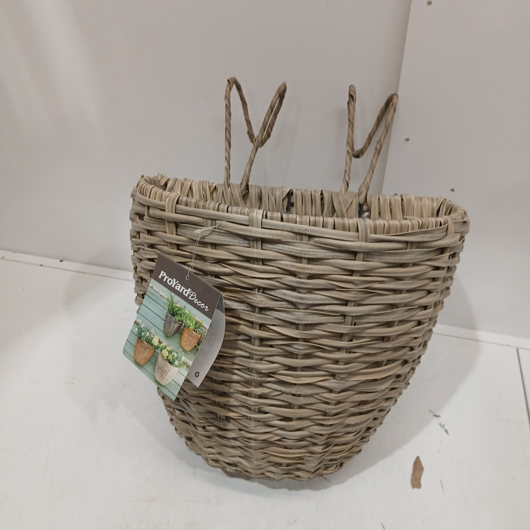 PROYARD DECOR CAMILLE POLYRATTAN HANGING BALCONY PLANTER - 13.5" - LIGHT BROWN (MODEL: 184630) image 2