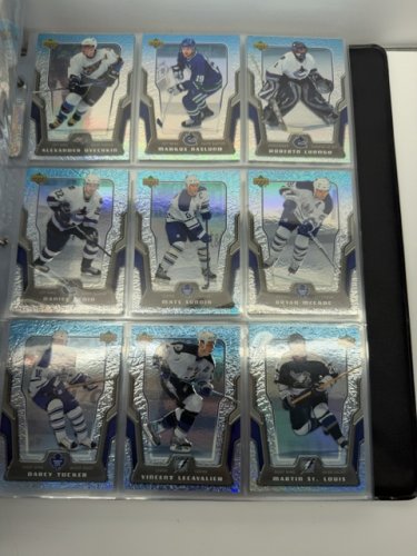 300 APPROX ASSSTD UPPER DECK MCDONALDS NHL HOCKEY CARDS (EARLY 2000S) image 17