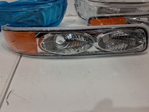 4pc weelmoto front Headlights Housing Amber Reflector - for select Chevrolet models - chrome (model:CVSV9900-10) image 6
