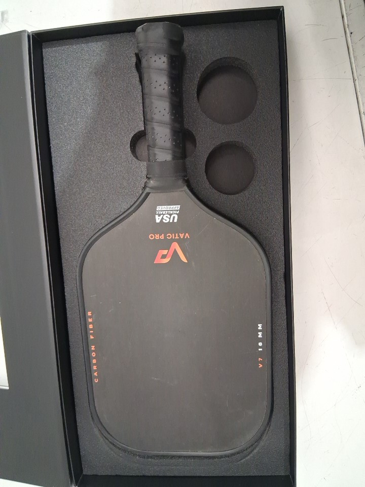 VATIC PRO V7 CARBON FIBER PICKLEBALL PADDLE - 16MM - BLACK/ orange image 3