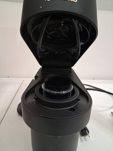 BREVILLE NESPRESSO VERTUO POP+ DELUXE COFFEE AND ESPRESSO MACHINE - MATTE BLACK/GOLD (MODEL: BNV125MTB) image 6