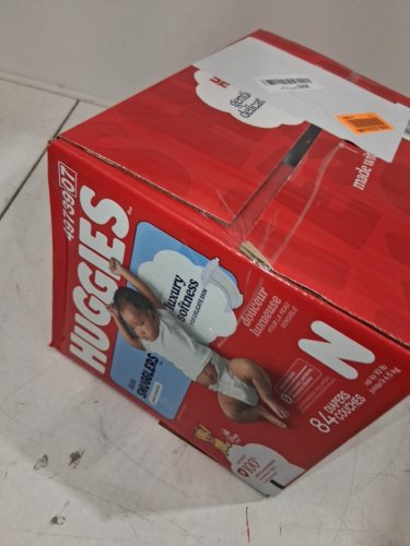 84PK HUGGIES LITTLE SNUGGLERS DISPOSABLE DIAPERS luxury softness - SIZE NEWBORN (UP TO 10LBS) - DISNEY BABY WINNIE THE POOH image 3
