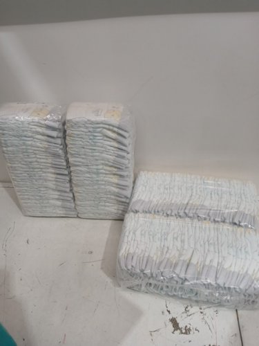 136PK PAMPERS SWADDLERS DIAPERS - NEWBORN SIZE image 3