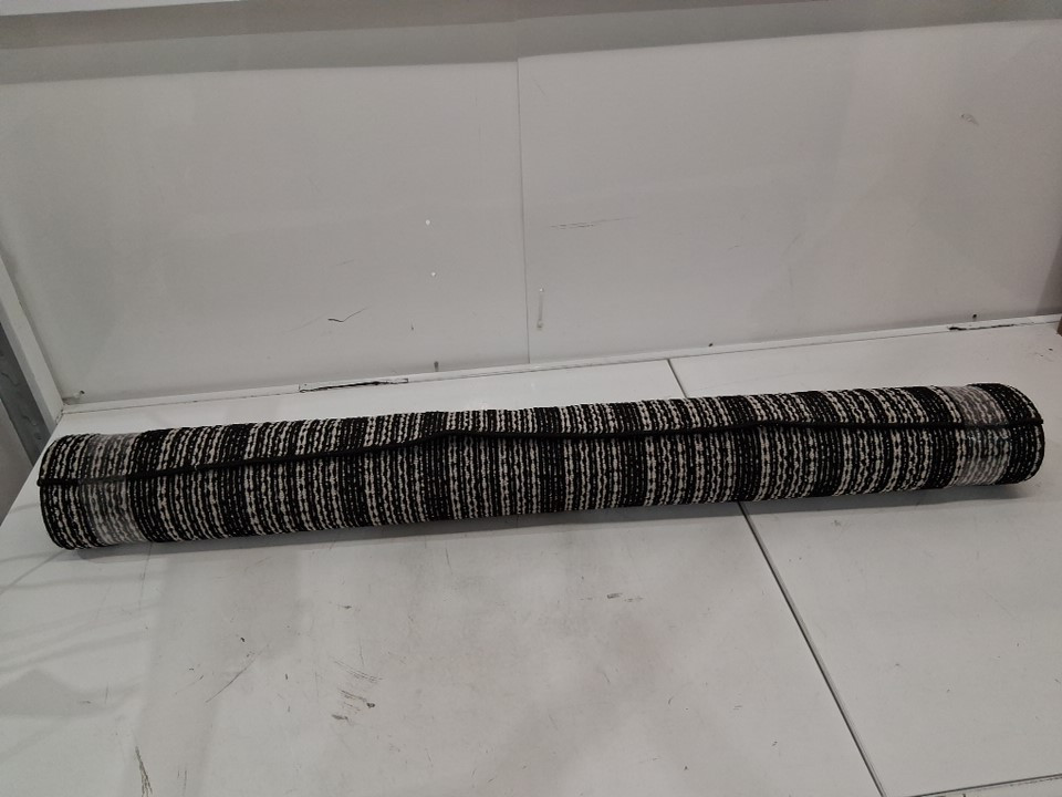 Baldosa Decorative Vestibule Rug - 4ft x 6ft - Charcoal Black/White (MODEL: 3391400) image 2
