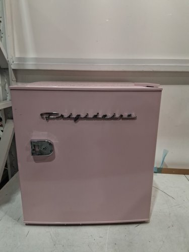 Frigidaire Retro Compact Fridge with Chiller Mini Refrigerator with Built-in Bottle Opener - 46l capacity - pink (model: efr176-pink-6com) image 7