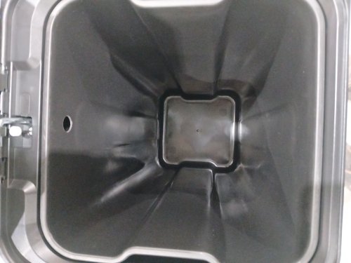 Dual Kitchen Garbage Bin with Soft-Close Lid - 10GAL - Silver image 8