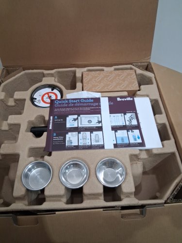 breville the barista touch automatic led touch-screen espresso machine with built-in grinder & milk frother - brushed stainless steel (model: BES880BSS) image 6