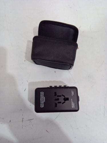 5-IN-1 Universal International Power Travel Plug Adapter - 3.5A - black image 3
