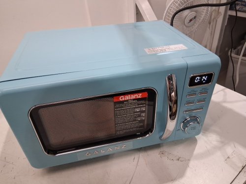 GALANZ RETRO-STYLE DIGITAL MICROWAVE OVEN - 0.7CU FT - bebop BLUE (MODEL: GLCMKZ07BER07) image 7