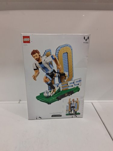 958PC LEGO LIONEL MESSI – SOCCER LEGEND SET (MODEL:43015) image 2