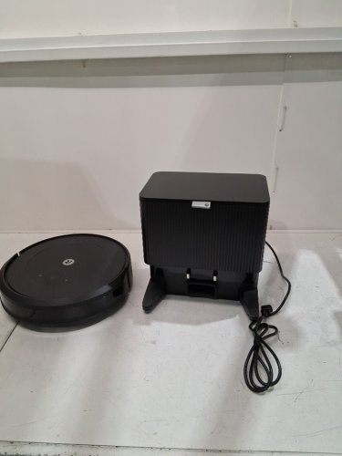 iRobot Roomba Vac 2 Essential Robot Vacuum with AutoEmpty Dock - black (model: rcc-y1) image 4