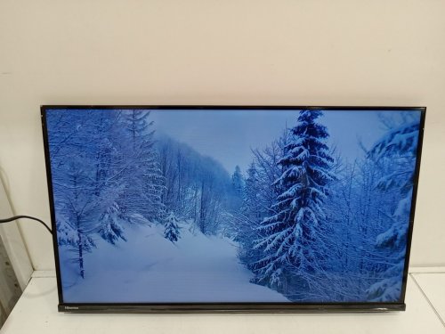 Hisense Hi-QLED HD Smart VIDAA TV - Hi-QLED Color, Dolby Audio - 32" - (Model: 32QD4SV) image 11
