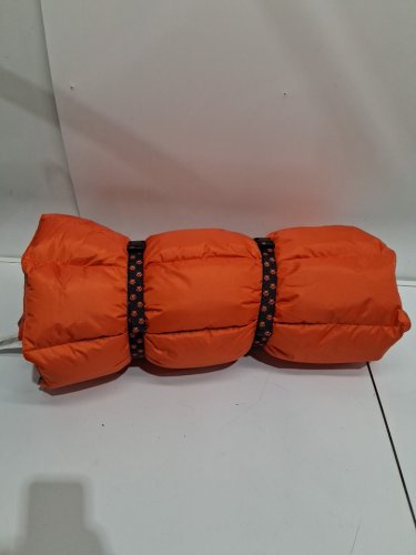 BRENT WOOF REVERSIBLE TRAVEL COOLING PET MAT - 26" X 43" - orange/grey (MODEL: 1935076) image 2