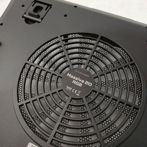 thermaltake led rgb massive 20 laptop notebook cooling pad cooler - supports 10"-19" notebooks/laptops - black - (model: cl-n014-pl20sw-a) image 4