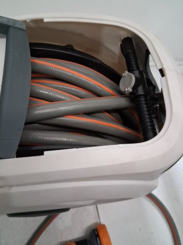 Blütezeit Retractable Garden Hose Reel - auto retract - 180 degree swivel - 1/2'' x 100ft - grey/orange/bkack image 3