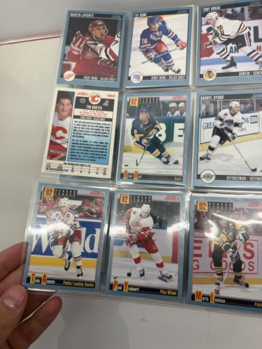 580 APPROX ASSSTD SCORE 1992 NHL HOCKEY CARDS image 10