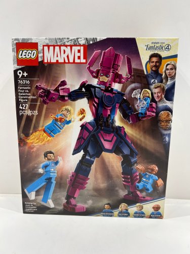 427pc Lego - marvel - fantastic four vs. Galactus construction figure (76316) image 3