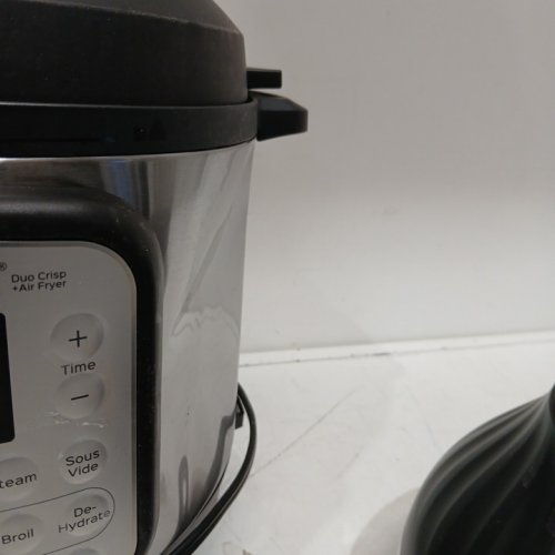 INSTANT POT 11-in-1 electric PRESSURE COOKER & air fryer - 8QT. CAPACITY - STAINLESS STEEL/BLACK (MODEL: DUO CRISP AF 8) image 6