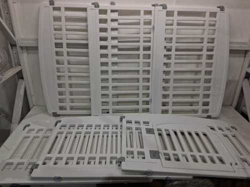 Gupamiga 6-PANEL Pet Playpen for small pets - 24" x 31.5" (each) - white (model: ppw-white-6) image 3