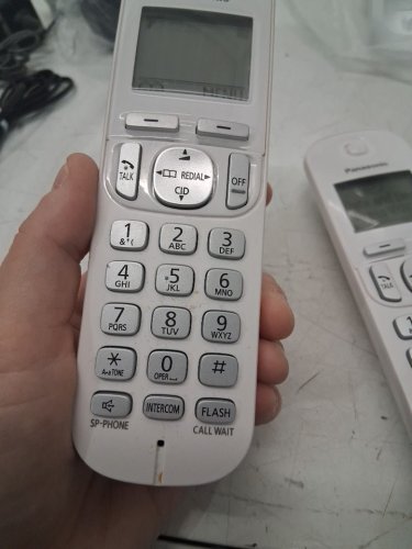 4pc panansonic DECT 6.0 Cordless PHONE CALL Answering System with Caller ID - white (model: KX-TG7122SK) image 4