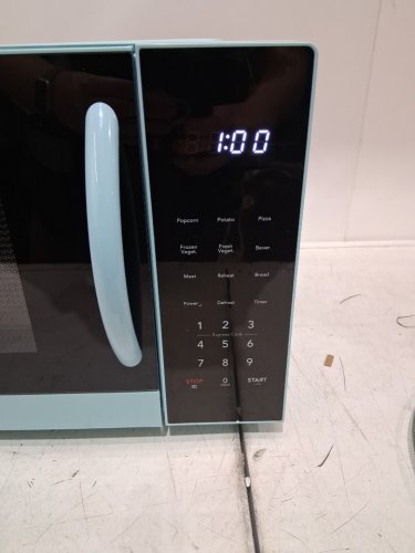 FRIGIDAIRE COUNTERTOP MICROWAVE OVEN - 120V - 11.7A - 0.9 CUBIC FEET - BLACK/BLUE (MODEL: EMW953-BLUE) image 6