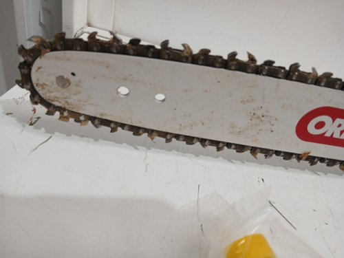 OREGON SELF-SHARPENING CORDED CHAINSAW - 18" BLADE 15AMP - GREY (MODEL: cs1500-091) image 6